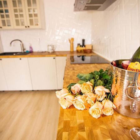 Naturalwood Apartment Жилина Экстерьер фото