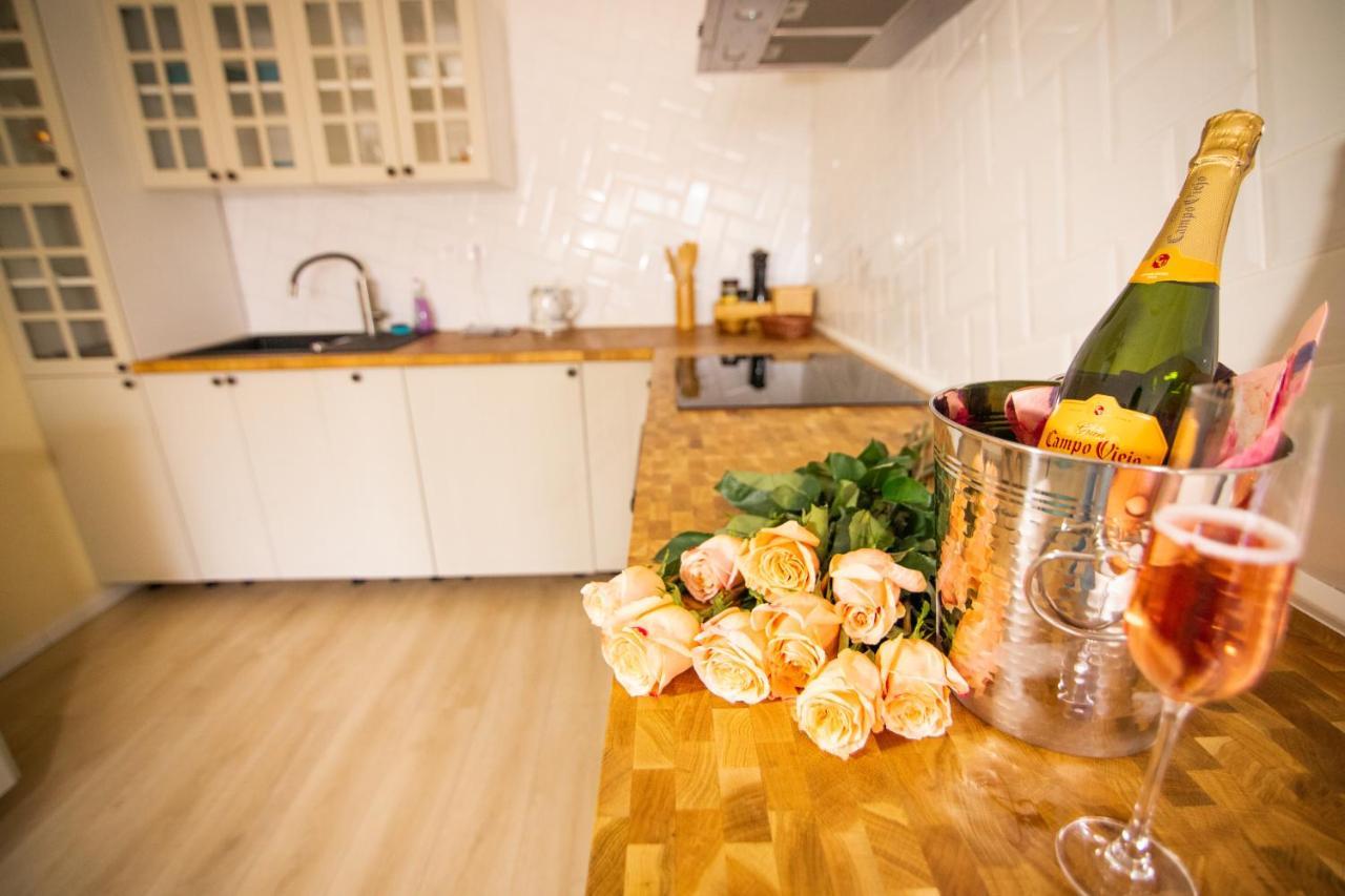 Naturalwood Apartment Жилина Экстерьер фото